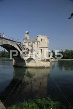 Pont saint-bénezet, the pont in avignon Stock Photos