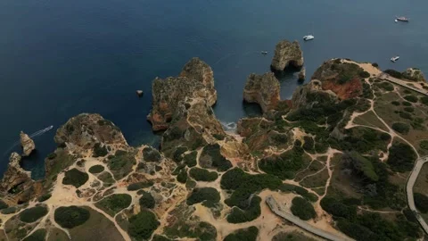 Ponta-da-Piedade-Beach-Land-Boats-Panorama-09 스톡 동영상 338031400