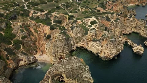 Ponta-da-Piedade-Golden-Cliffs-Sea-Panorama-02 Vídeo Stock 338031442