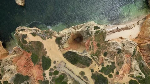 Ponta-da-Piedade-Rock-Opening-Close-Aerial-18 Vídeos de archivo 338031487
