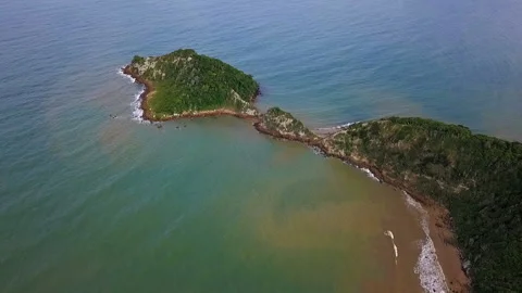 Ponta do Pai Vitorio Buzios, Rio de Janeiro, Brazil aerial drone video footage Vídeo Stock 100027495
