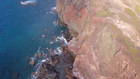 Ponta do Pargo Lighthouse seen from above, Madeira. 库存影片 104063603