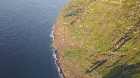 Ponta do Pargo Lighthouse seen from above, Madeira. Видео 104067112