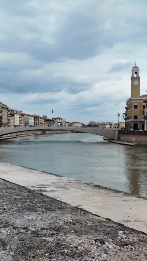 Ponte di Mezzo - River Arno Scenery with Clock Tower. Stock Footage 330194599
