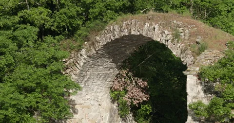 Ponte Romito - Tilt Down close up 動画素材 240935082