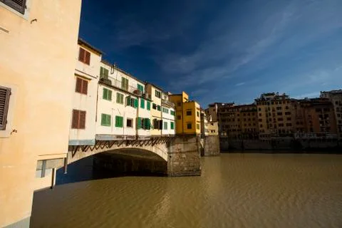Ponte Vecchio over the River Arno, Florence, Italy - 22nd May 2016 Stockfoto's