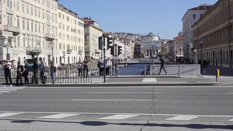 Ponterosso traffic in trieste Stock Footage 80809384