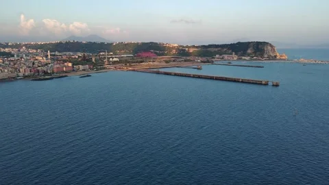 Pontile e colmata ex italsider, coroglio, napoli Video stock 208086753