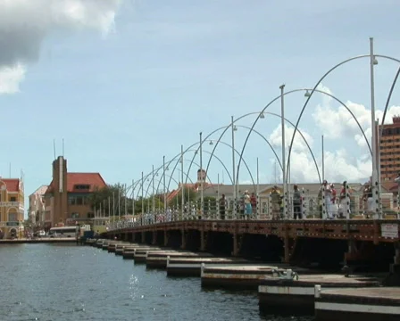 Pontoon bridge Stock Footage 355649