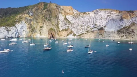 Ponza aerial view Vídeos de archivo 123252985