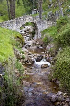 Poo de Cabrales, Old rustic village of Asturia Fotos Stock