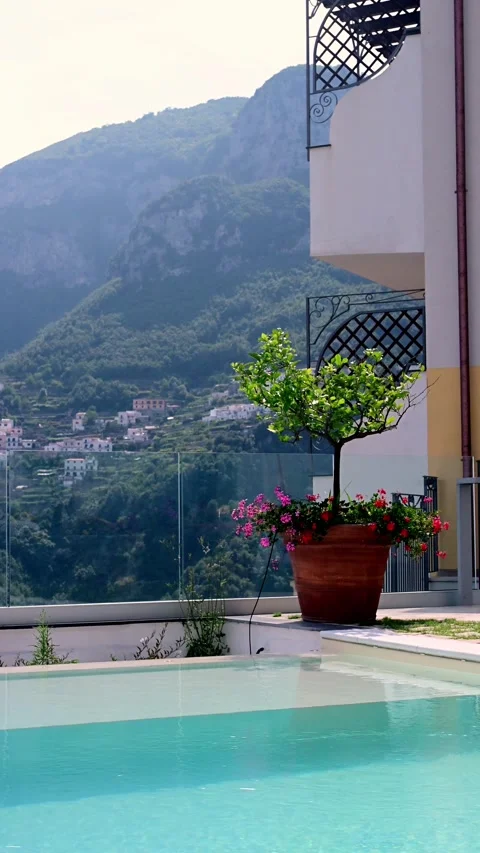 Pool  in Amalfi with stunning view 스톡 동영상 312196469