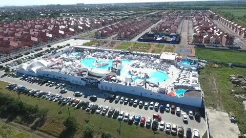 Pool party on a hot day Stock-Footage 171088549