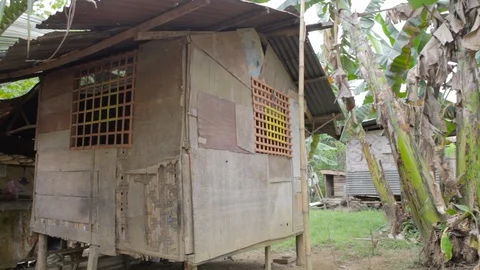 Poor housing in the Philippines 스톡 동영상 91235035