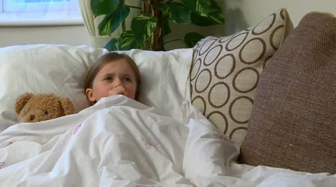 Poorly child Stock Footage 22664158