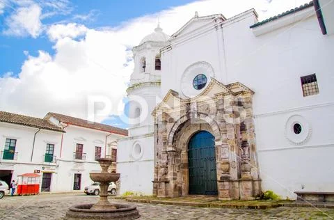 POPAYAN, COLOMBIA - FEBRUARY 06, 2018: Outdoor view of Santo Domingo church with Stock Photos