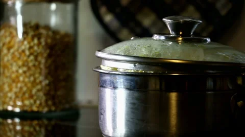 Popcorn cooking Stock Footage 35232071