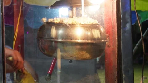 Popcorn Machine Kettle and Kernels Vídeo Stock 328512207