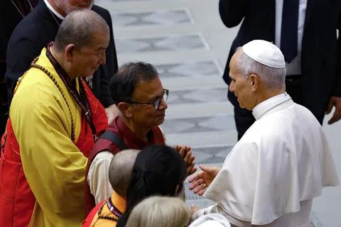 Pope marks 60th anniversary of Conciliar Declaration 'Nostra aetate', Vatican Ci Foto stock