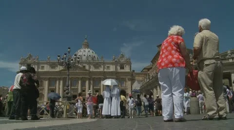 Pope's mass at St Peters, Rome (9) Stock Footage
