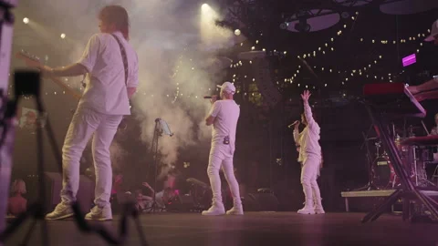 Young Popu Stock Videos – Royalty-Free HD & 4K Videos | Pond5