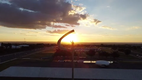 Pôr-do-sol no Memorial JK, Brasília, DF, Brasil Stock Footage 153228149