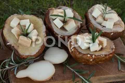 Porcini Filled With Scamorza Cheese Stock Photos