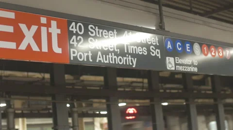 PORT AUTHORITY Exit 動画素材 42936947