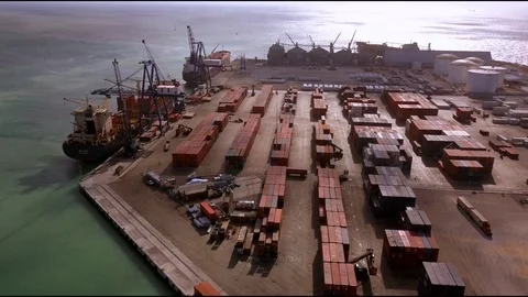 Port containers and sunset Video stock 94304431
