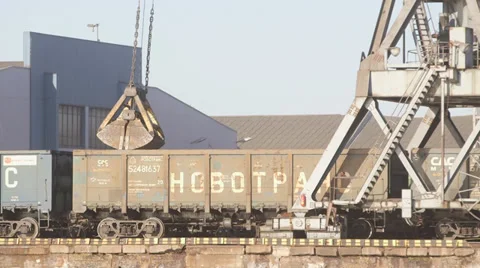 Port crain working Stock Footage 38633302