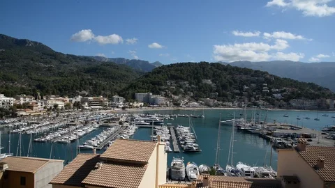 Port de Soller, Mallorca, Spanien Stock Footage 105876300
