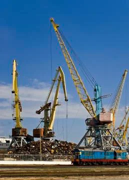 Port with loading cargo ship Foto stock