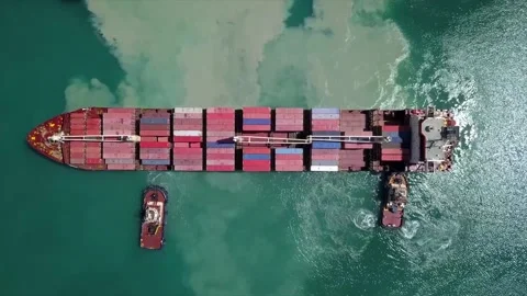 Port maneuver Video stock 93899807