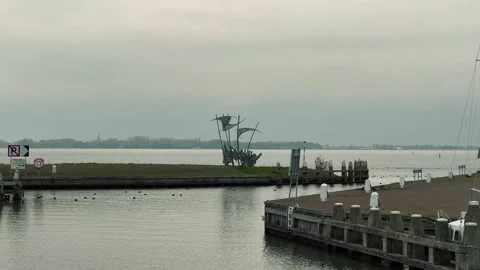 Port of Marken 3 Video stock 323523001