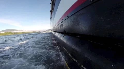 Port side of ship sailing down river Vídeo Stock 45623627