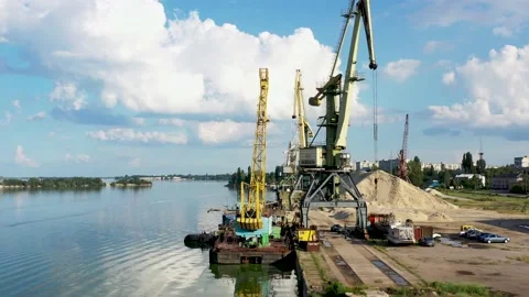 Port tower crane Stock Footage 133409576