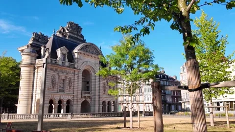 Porte de Paris historic gate in Lille France Stockbeeldmateriaal 344446323