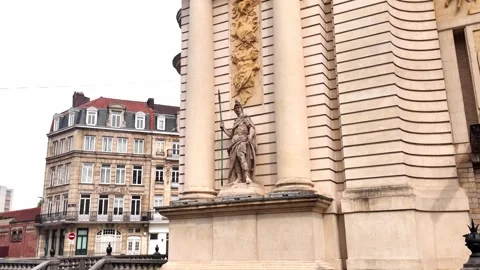 Porte de Paris historic gate in Lille France Vidéo 344446816