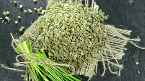 Portion of dried chive (loopable) Stock Footage 36117512
