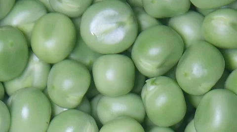 Portion of fresh Peas Pan shot Video stock 52131330