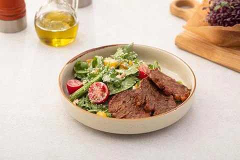 Portion of salad with roast beef Stock Photos