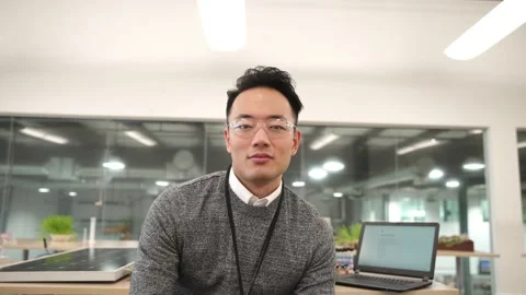 Portrait confident solar engineer working in laboratory Stock Footage 220356414