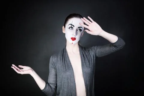 female mime