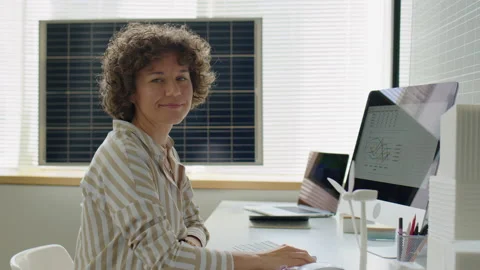 Portrait of Female Renewable Energy Developer at Workplace Video stock 230102908