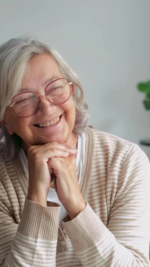 Portrait of a Happy Senior 库存影片 332684802