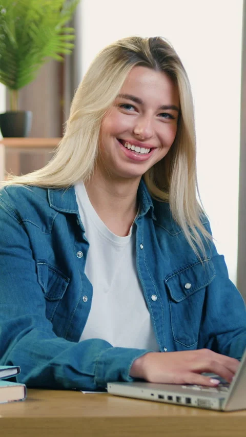Portrait of lovely joyful modern experienced blond 25-aged girl which posing on  Stock Footage 325201260