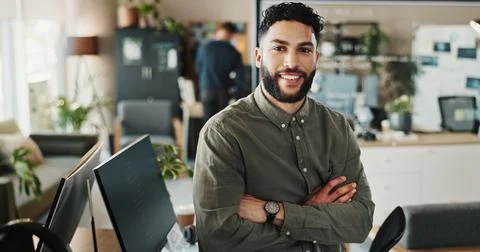 Portrait, man and programmer with confidence in office of web development Foto stock