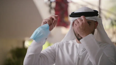 Portrait of a man getting ready. Stock Footage 135977906