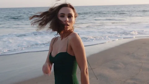 Portrait of model walking by the beach in Los Angeles Stock-Footage 127796985