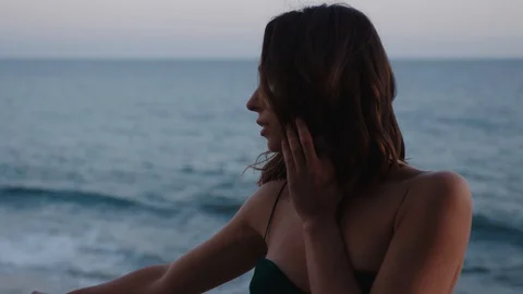 Portrait of model walking by the beach in Los Angeles Stock-Footage 127797048